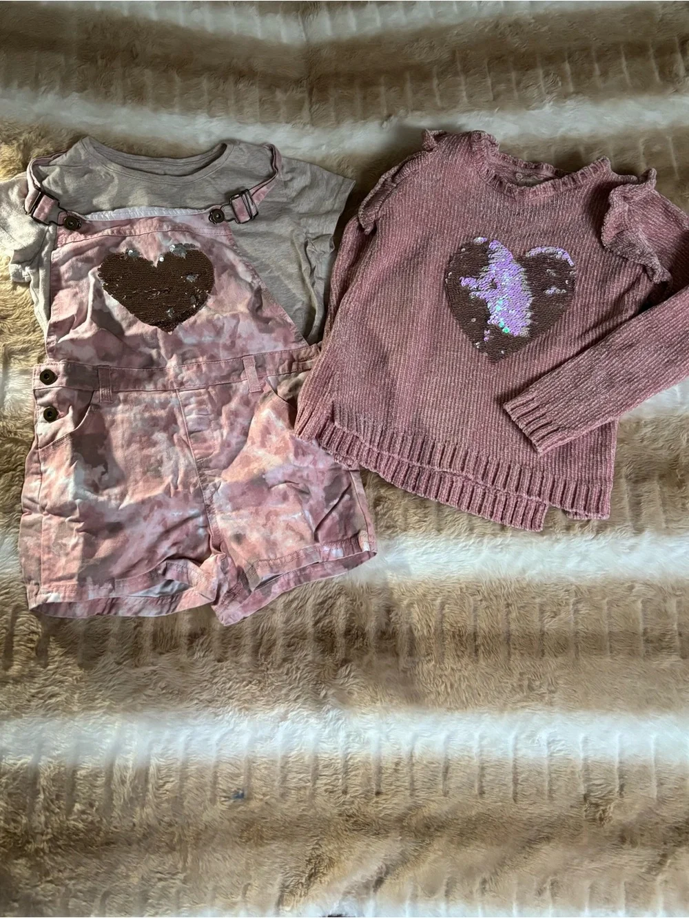 btween Pink Chenille Knit Top Sweater Tan T Shirt Tie-Dye Overalls Shorts Girls - Picture 2 of 9